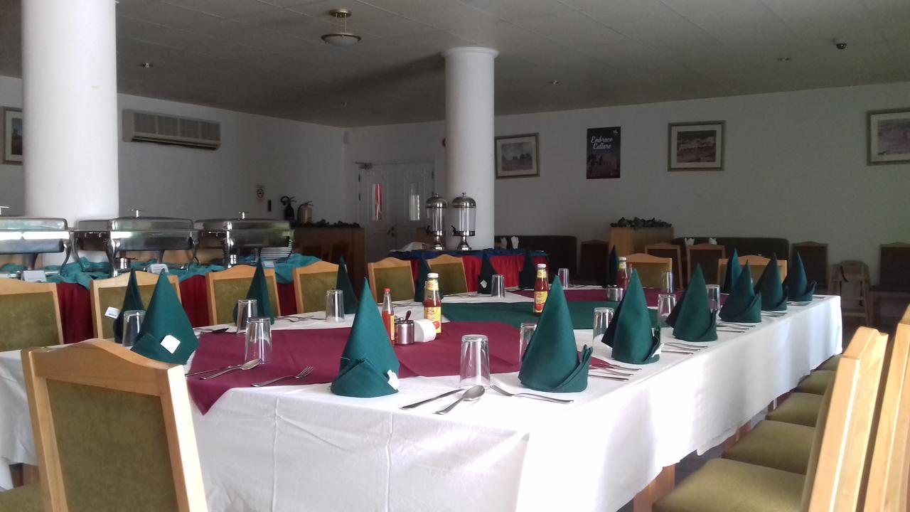 איברה Ibri Oasis Hotel מראה חיצוני תמונה